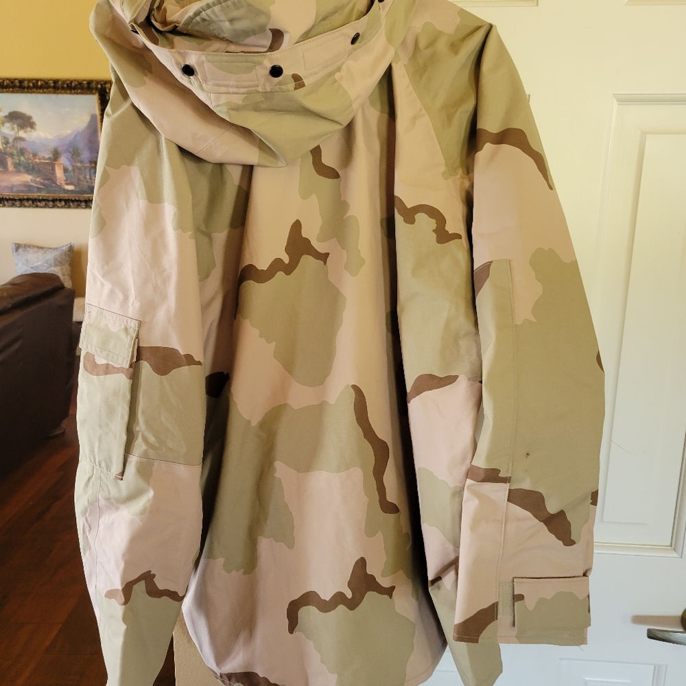 Military jacket - Picture 3 of 3